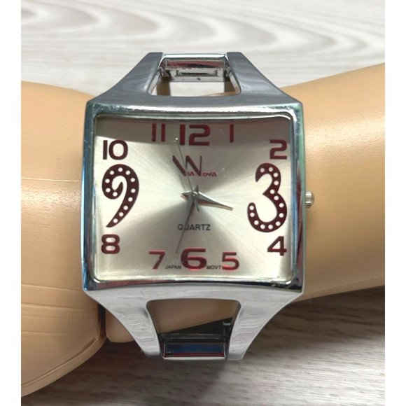 Via Nova Cuff Watch Bracelet Silver Tone Bold Face Quartz Analog - Picture 1 of 8